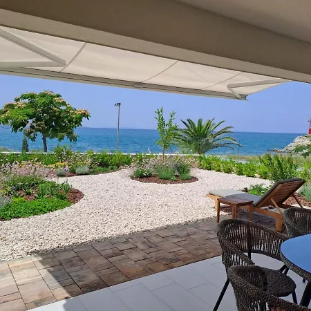 La Mar Apartment Povljana Exterior photo